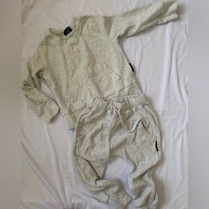 Little Bipsy Light Gray Pocket Pullover + Harem Joggers Set, 3-4T